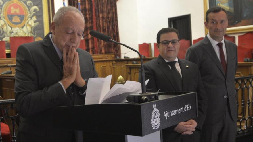 El empresario Néstor Ferrer Brufal en el acto de la Venida de la Virgen.