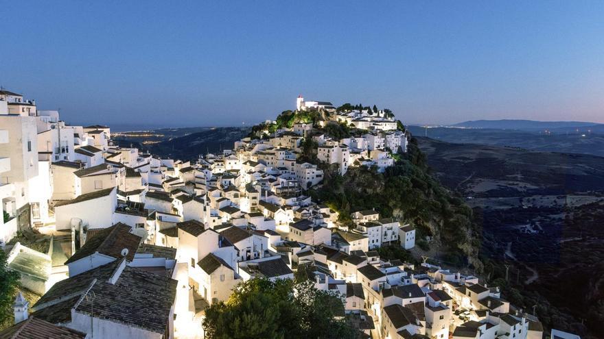 El Gobierno de España inyecta cerca de 53.000 euros en el municipio de Salares para mejorar los servicios públicos