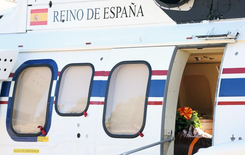 Los restos de Franco llegan al cementerio de El ...