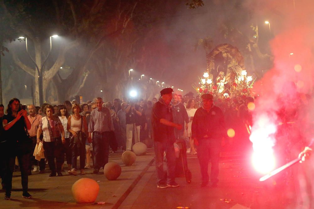 Instante de la Passejà de Sant Onofre celebrada el sábado por la noche en Quart de Poblet.