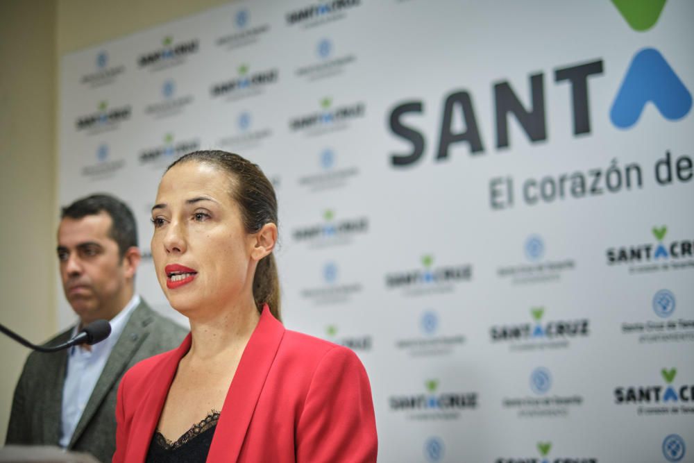 La alcaldesa de Santa Cruz de Tenerife, Patricia ...
