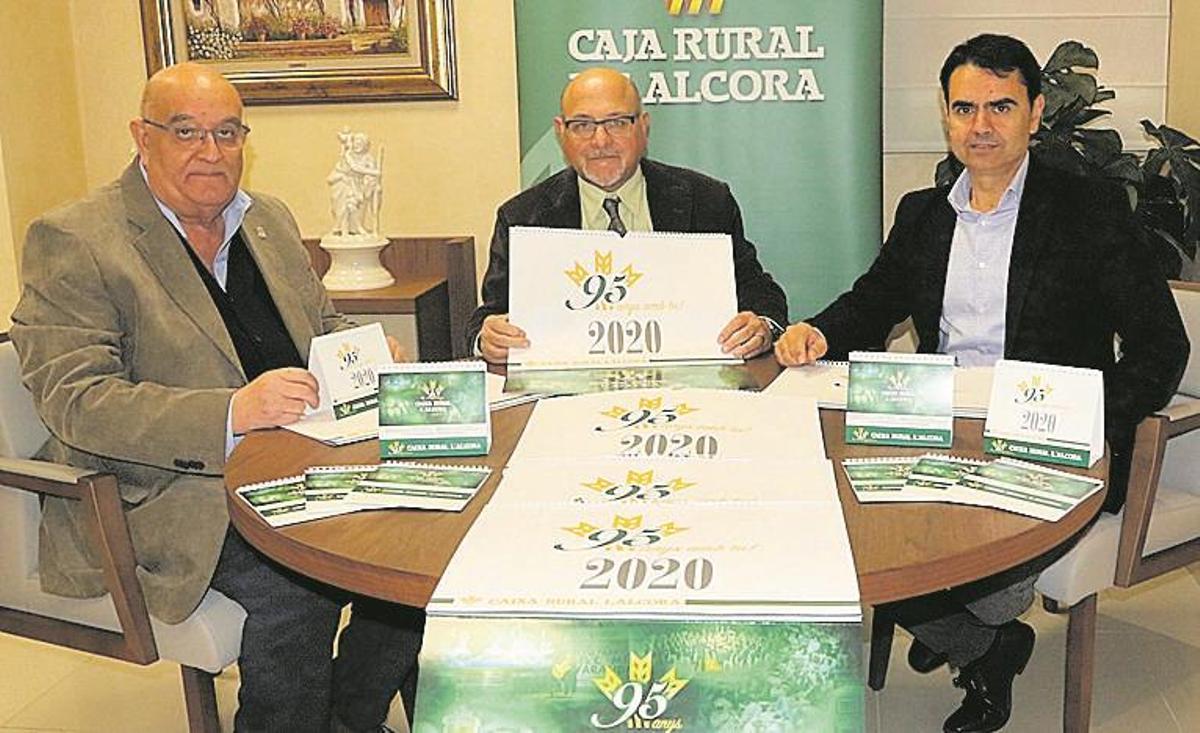El almanaque de la Caixa Rural de l’Alcora homenajea a las escuelas