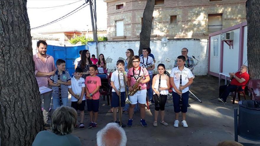 El consistorio anima a los vecinos a incorporarse a la escuela de música