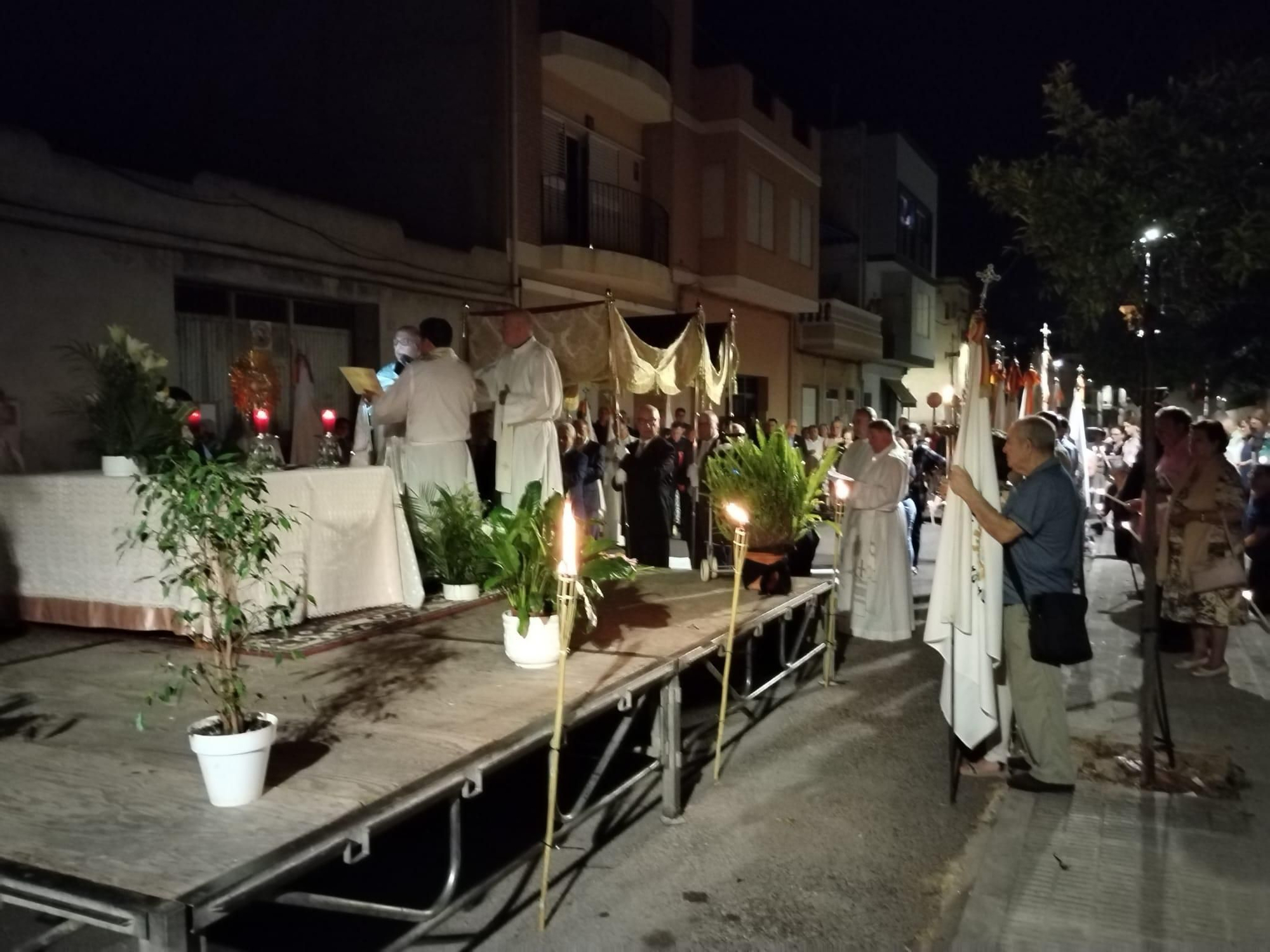 FOTOGALERÍA: Las imágenes de la jornada diocesana de la Adoración Nocturna en Moncofa