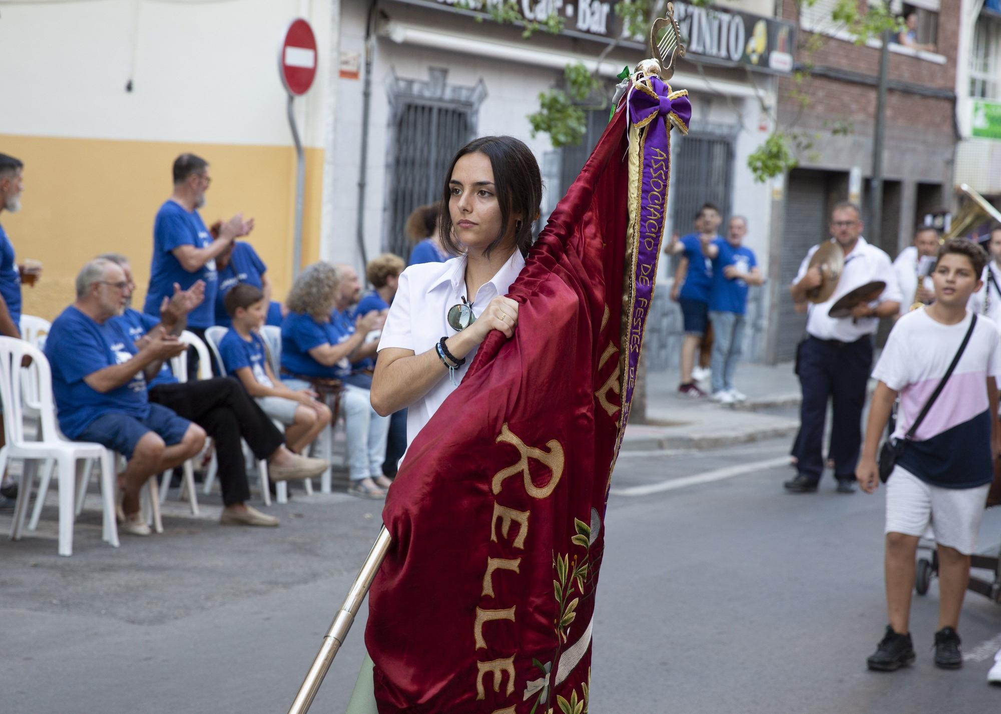 Arrancan las Fiestas de los Moros Y Cristianos de San Blas con la entrada de bandas y el Homenaje a los festeros fallecidos