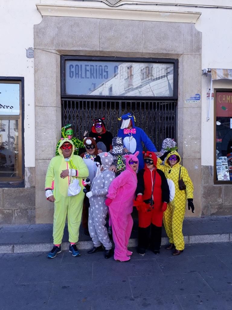 El Carnaval de  Montánchez destaca por su gran participación popular.