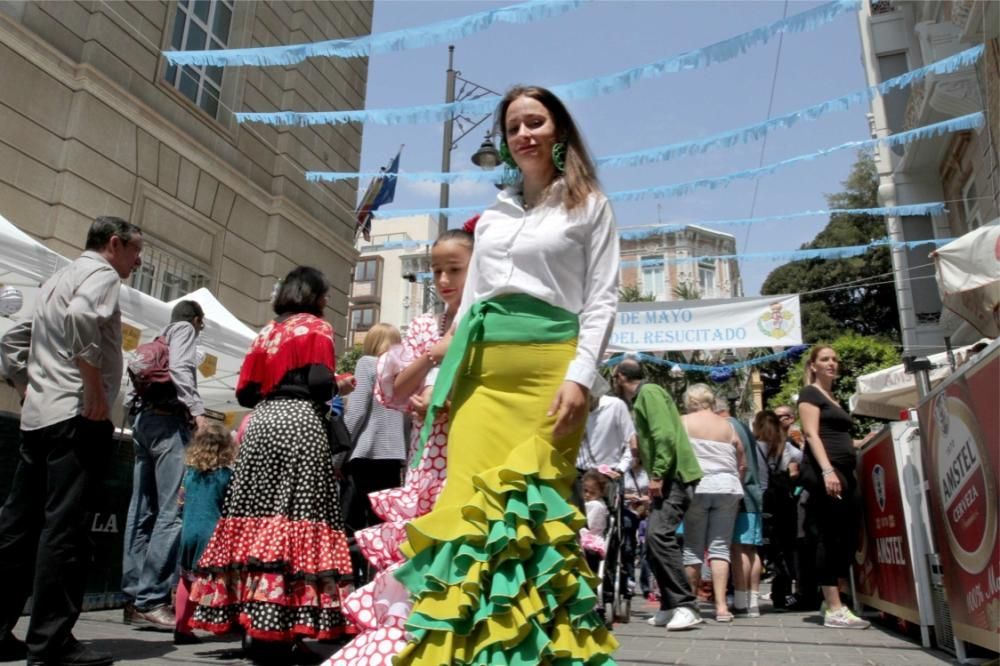 Gran ambiente en al Fiesta de las Cruces de Mayo en Cartagena