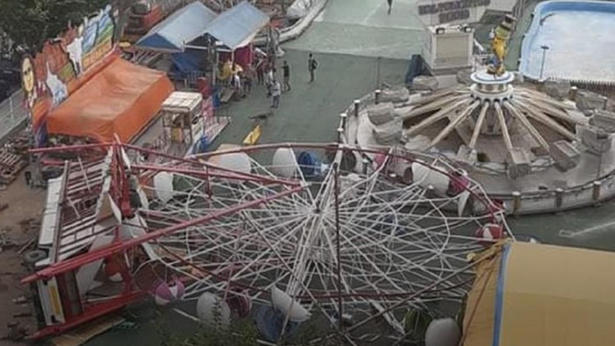 El viento derriba una noria en Gandia