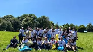 Una academia de inglés de El Llano, finalista en un premio nacional por su compromiso ambiental: “Todo esto es para el barrio”