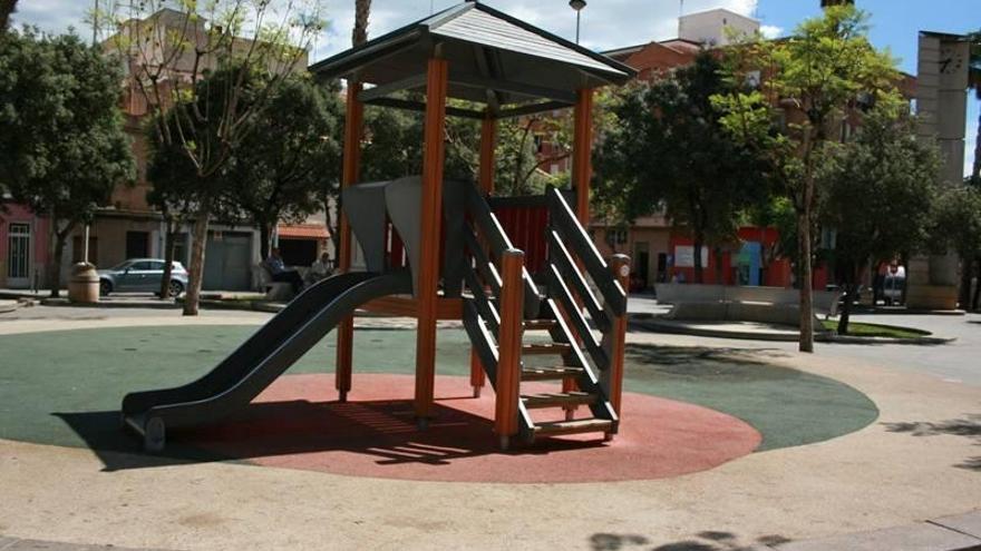 Almassora adjudica la zona infantil de la plaza Santa Isabel por 56.000 euros