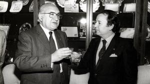 El brindis de Manuel Meler y Josep Lluís Núñez, en los primeros años 80.