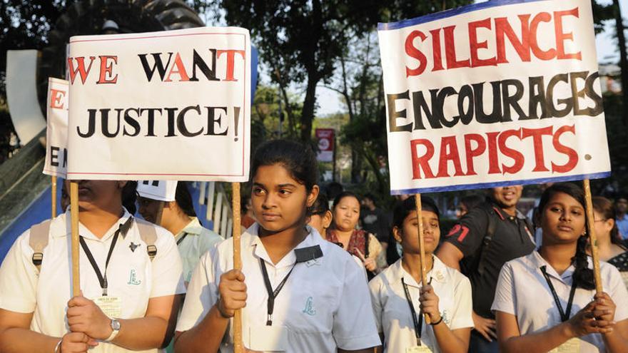 Seis condenados por violar y asesinar a una niña en India