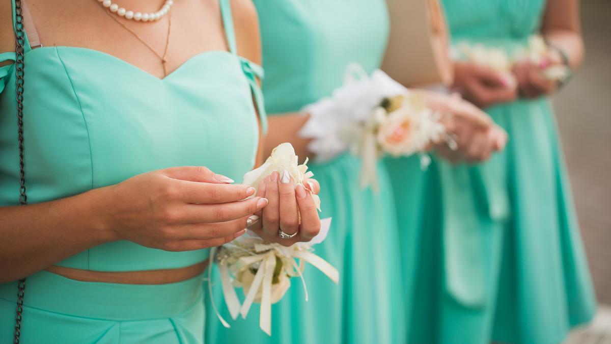 Colores para vestidos de invitada: descubre qué tonos son ideales para cada temporada