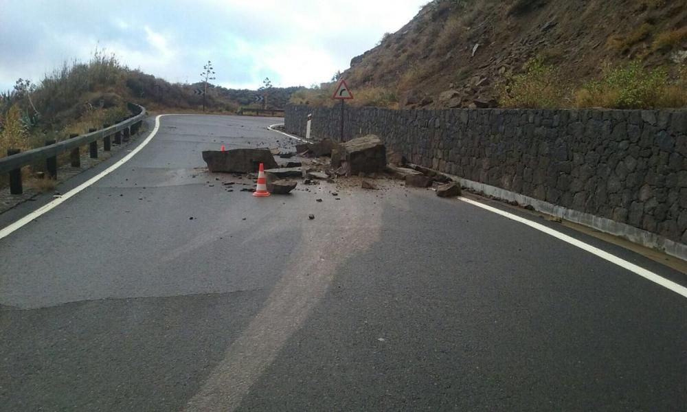 Desprendimientos en carreteras de Gran Canaria (17/12/2017)