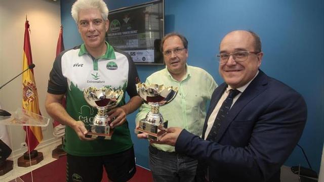 El poderoso Real Betis cierra la pretemporada del Cáceres