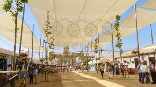 Los caseteros celebran el entoldamiento de la feria, pero piden más información y otras mejoras pendientes