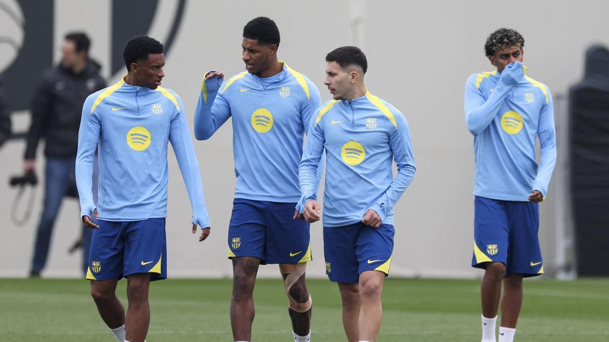 ¡Menudo chicharro! Rashford quería más y marcó este tremendo golazo