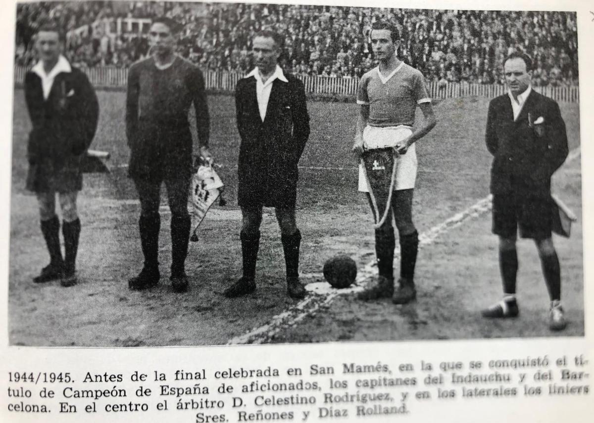1945, cuando el Indautxu se proclamó campeón de España de aficionados al vencer al FC Barcelona en San Mamés.