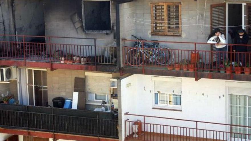 Cuatro hermanos de entre 3 y 12 años mueren al incendiarse su casa en Tarragona