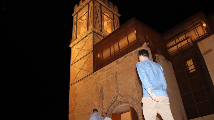 La antigua iglesia de San Pedro de Lorca estrena iluminación