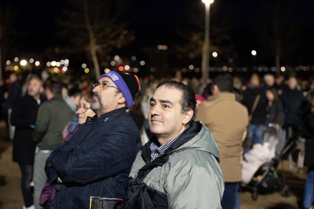 Fotogalería | Badajoz se vuelca un año más con la Noche de los Deseos a orillas del Guadiana