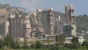 Una de las plantas de cemento de Molins