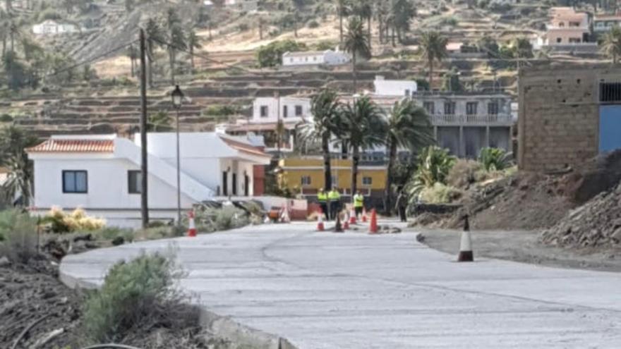 Trabajos e n la carretera de acceso a Alojera.