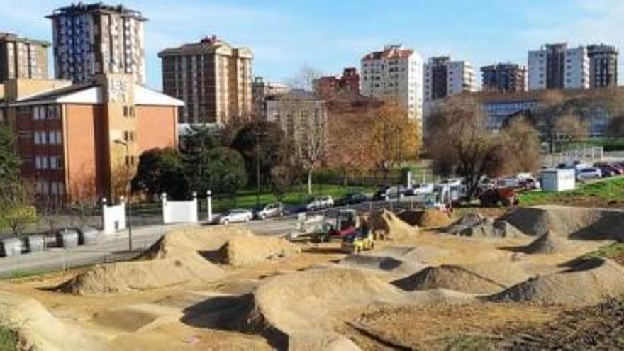 Así es el circuito de "pump track" (bici extrema) que se construye en Gijón