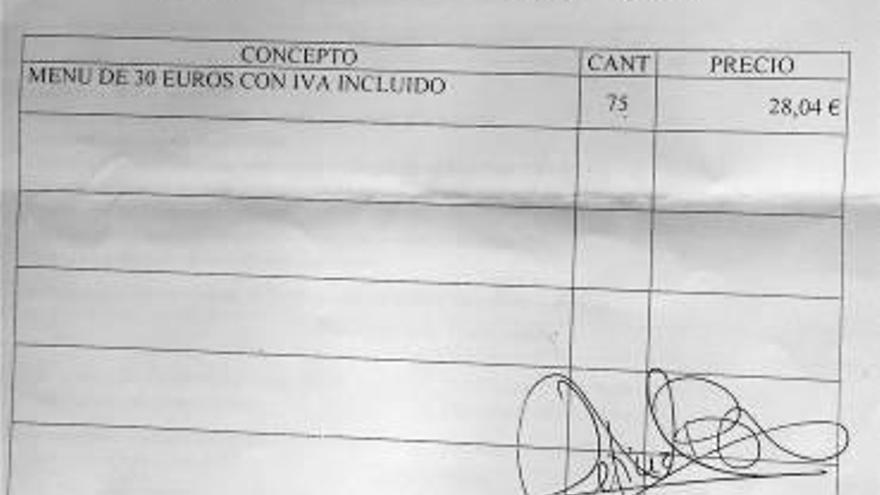 Factura de 2.250,21 euros por la comida de UGT en Redován .