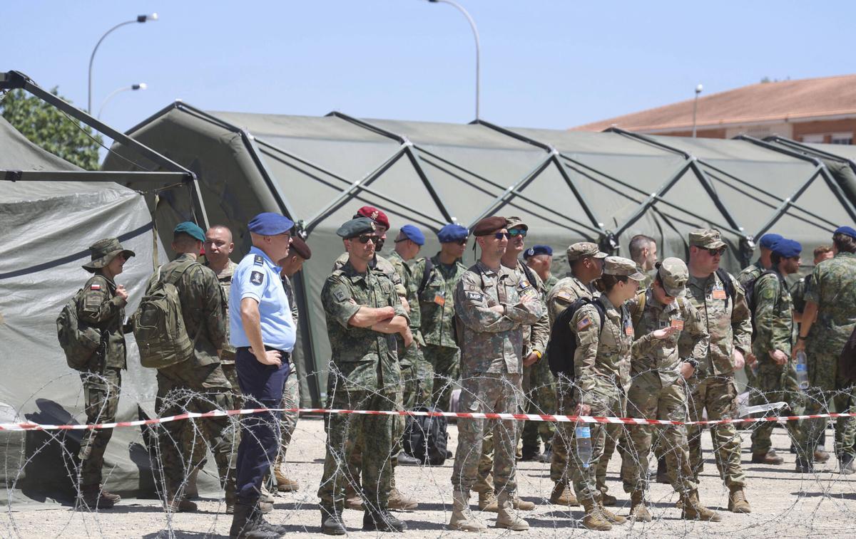 Valencia. Base militar Jaime I de Bétera Reportaje Angel Custodio 26 Maniobras conjuntas con fueezas de diferentes ejércitos de la OTAN NATO 24 horas VLC