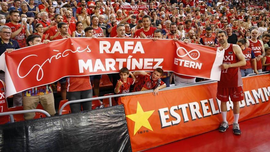 Emoción y lágrimas en la retirada de Rafa Martínez