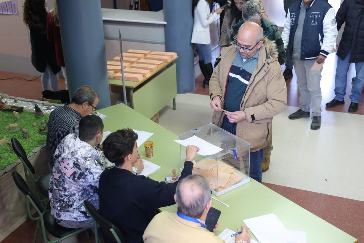 Fotogalería | Elecciones en Extremadura: la joranda en imágenes