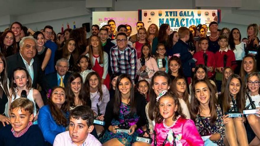 La Federación Murciana de Natación despide el curso con una gran fiesta