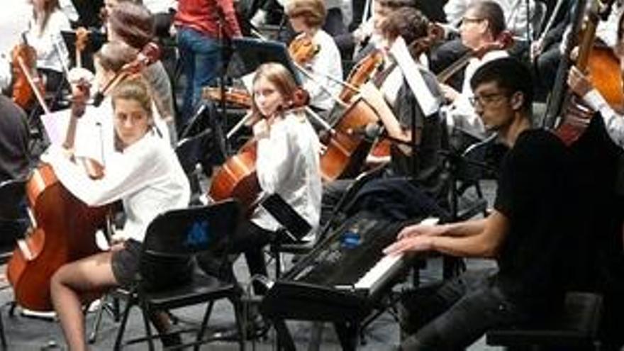 La Jove Orquestra de Figueres en un concert