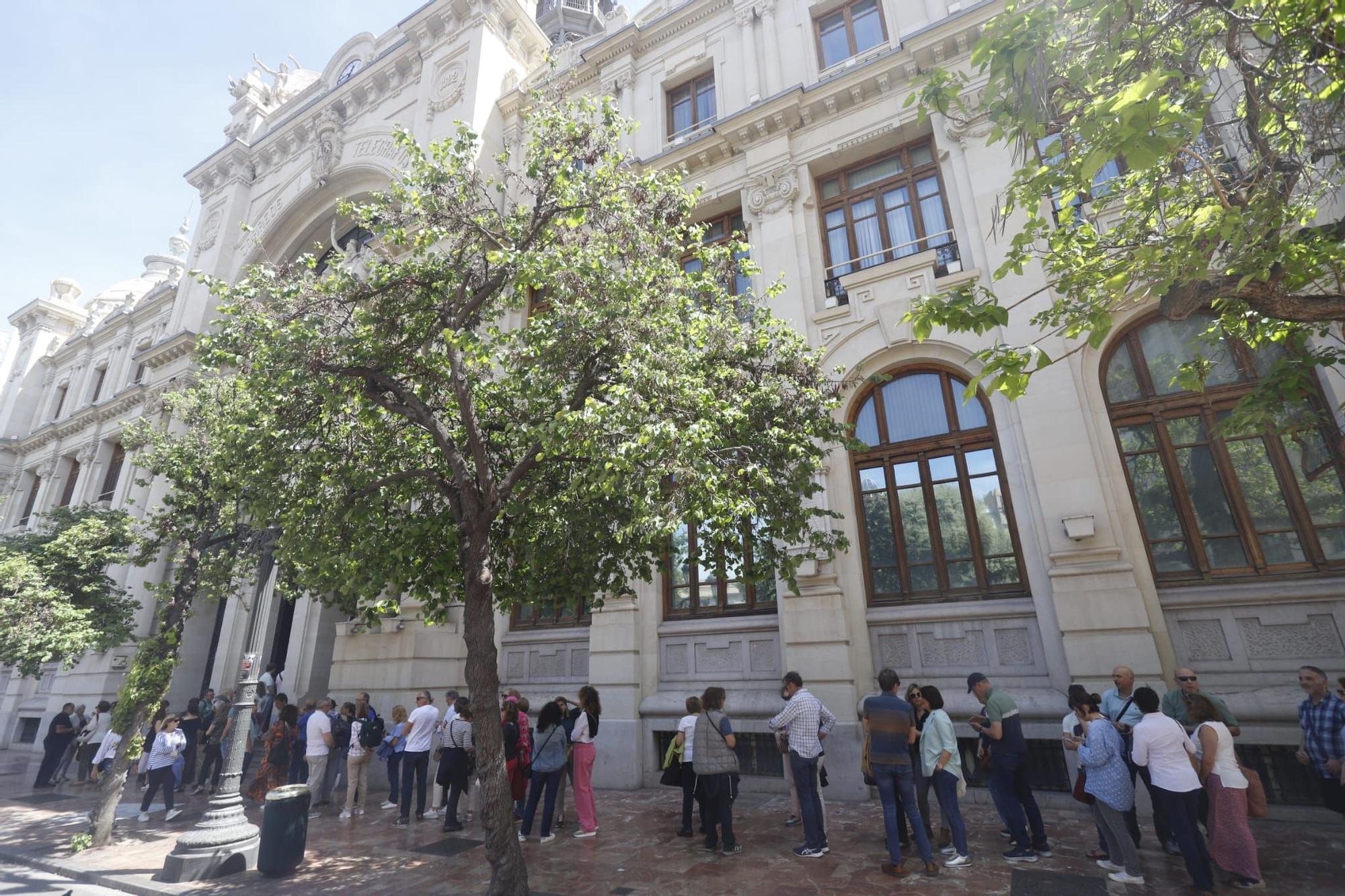 València a rebosar de gente en el fin de semana previo al puente del 1 de mayo