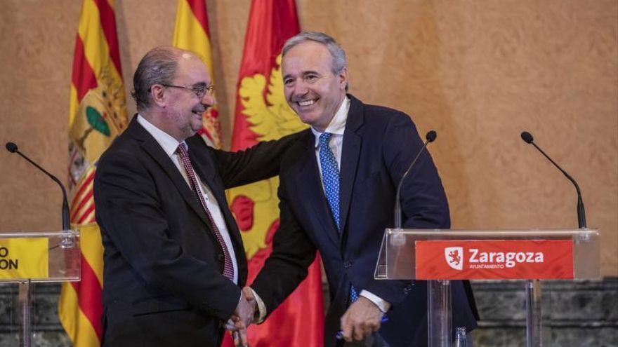 Lambán y Azcón, en la última reunión bilateral entre el Gobierno de Aragón y el Ayuntamiento de Zaragoza, en marzo de 2020.
