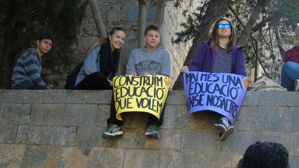 Manifestació 3+2 dels estudiants gironins