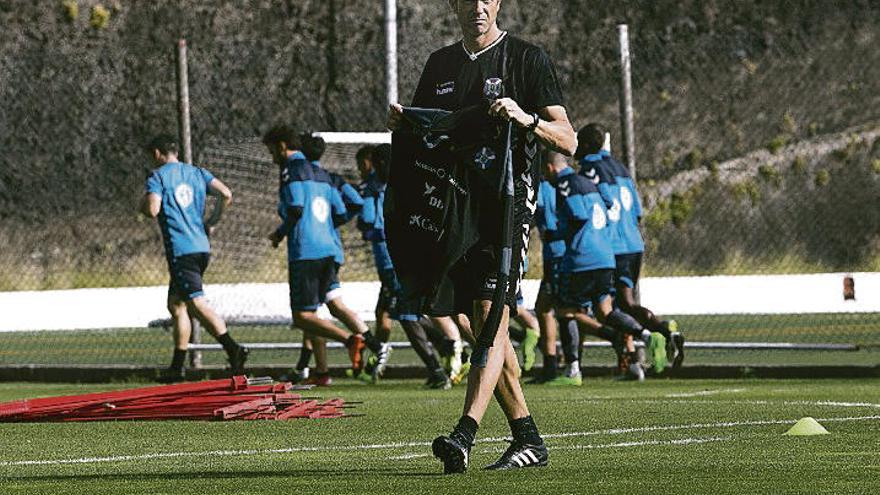 Martí, en un entrenamiento del Tenerife.