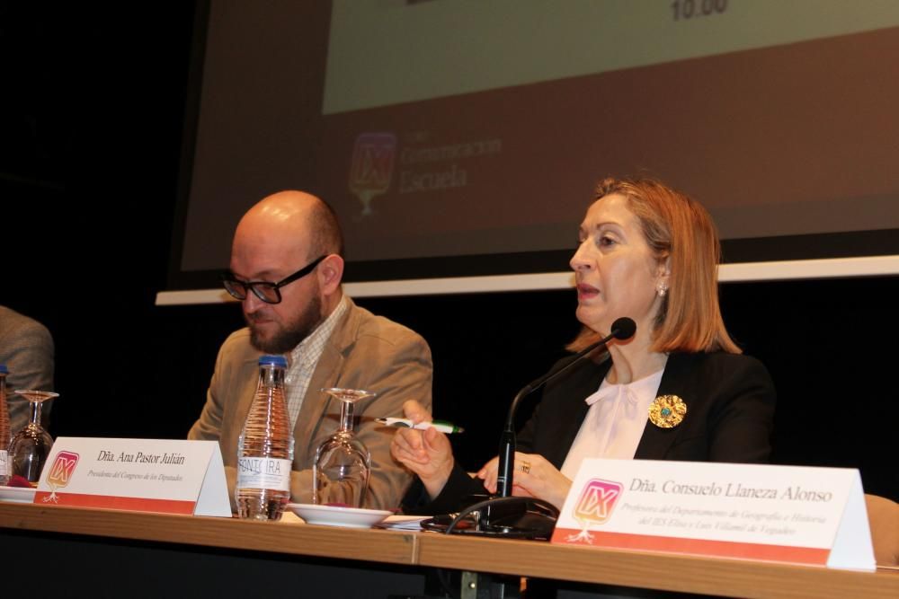 Ana Pastor, presidenta del Congreso de los Diputados, en el Foro Comunicación Escuela de Vegadeo