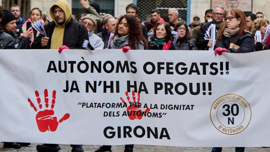 Les imatges de la manifestació dels autònoms a Girona