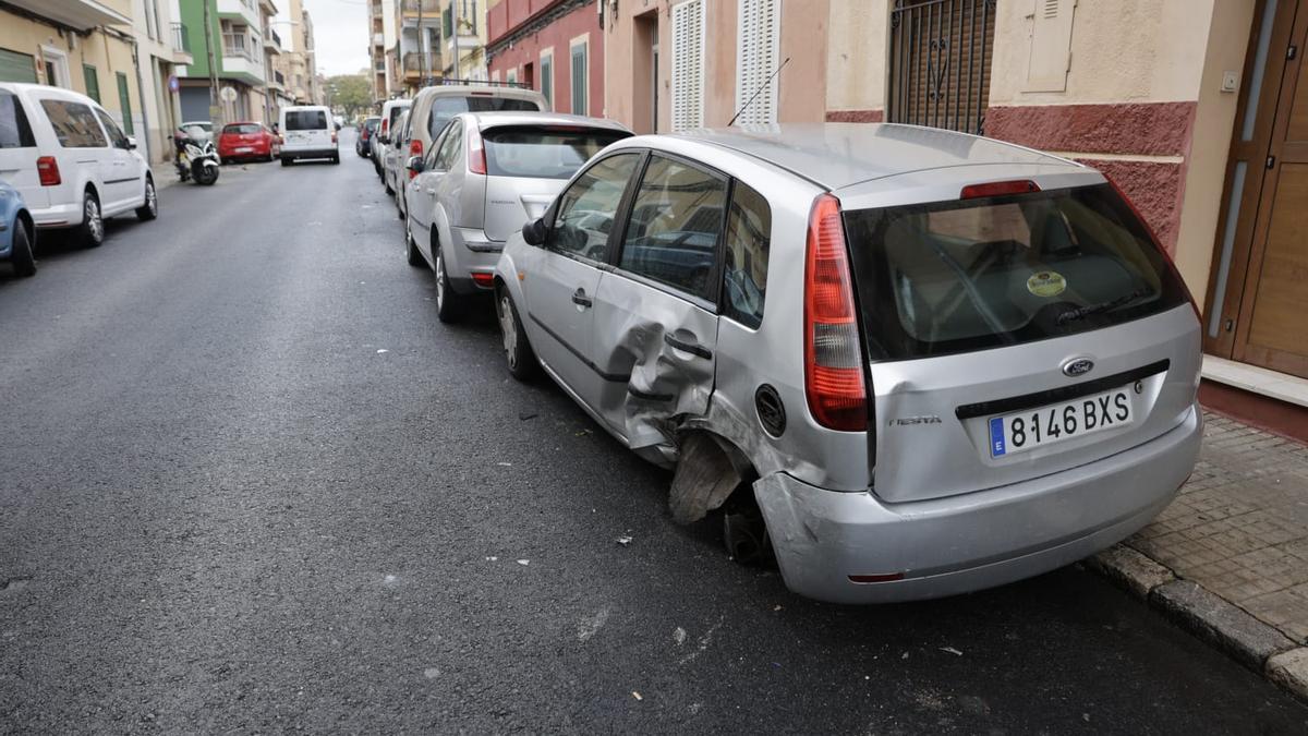 Un joven ebrio y sin carnet se estrella tras huir de un control ...