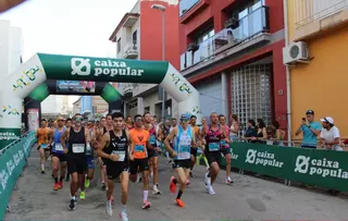 Carla Breco y Joel Camarena vencen en Ador en una carrera marcada por el calor