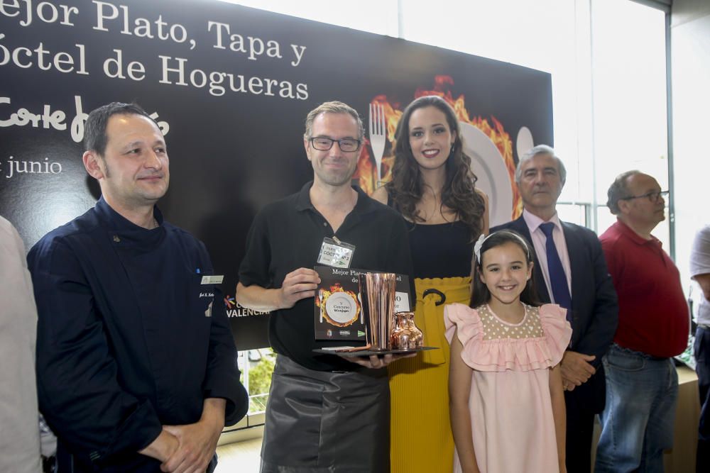 "Hogueras mirando al mar", de Félix Redondo, y "Almorsaret Alicantí", de Estefanía Díaz, han sido elegidos como el mejor plato y tapa de estas Hogueras por el jurado del concurso gastronómico festero