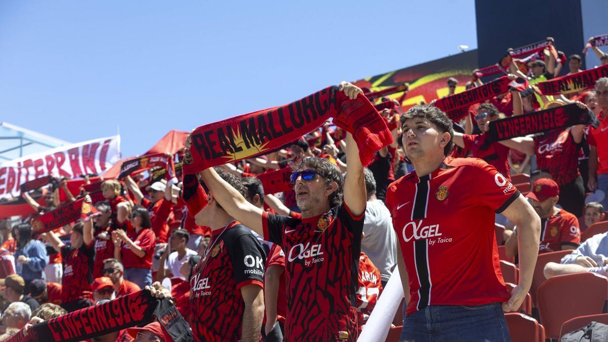 Afición del Mallorca, durante el partido contra el Villarreal.