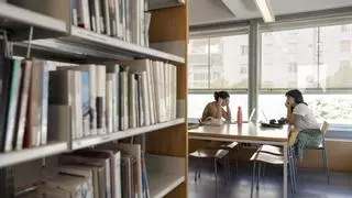 La huelga de las bibliotecas en Barcelona se enreda en el juzgado a la espera de retomarse las negociaciones