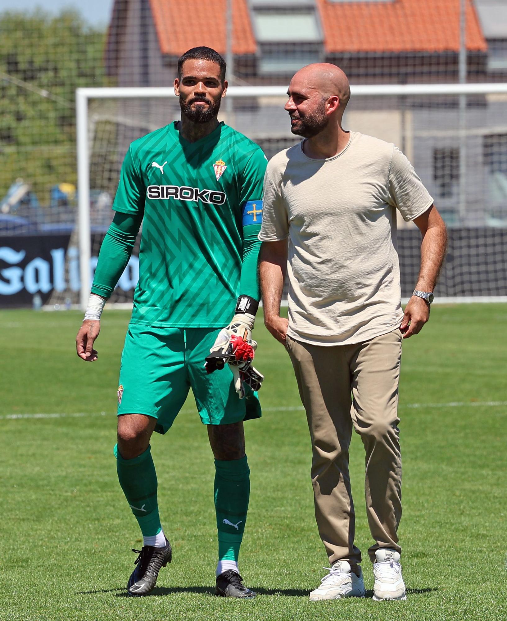Las imágenes del amistoso Celta 2 - 1 Sporting de Gijón, en Afouteza