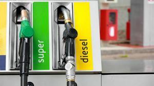 Revisa los precios de la gasolina y el diesel el día de hoy.