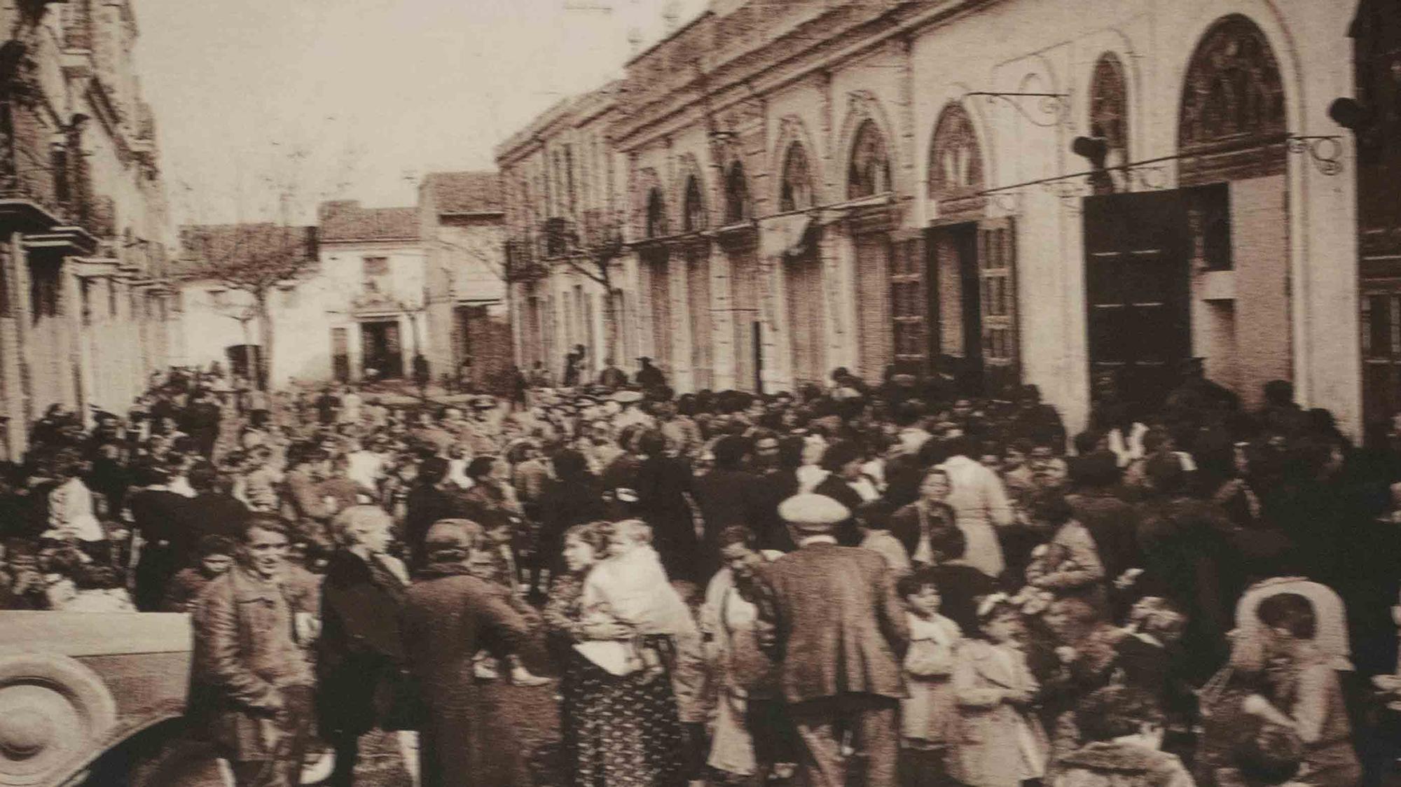 La Casa de Cultura de Xàtiva acoge dos exposiciones de memoria histórica