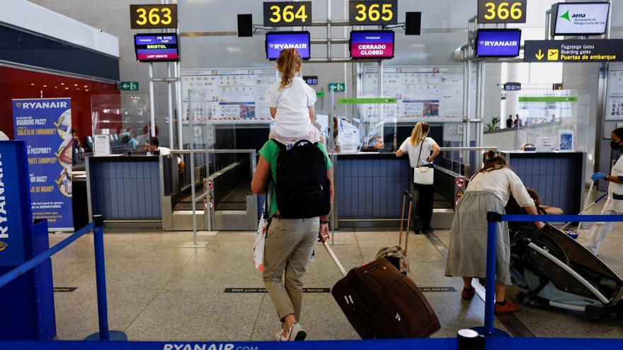 Retrasados casi 20 vuelos de Ryanair en Málaga por la huelga de TCP