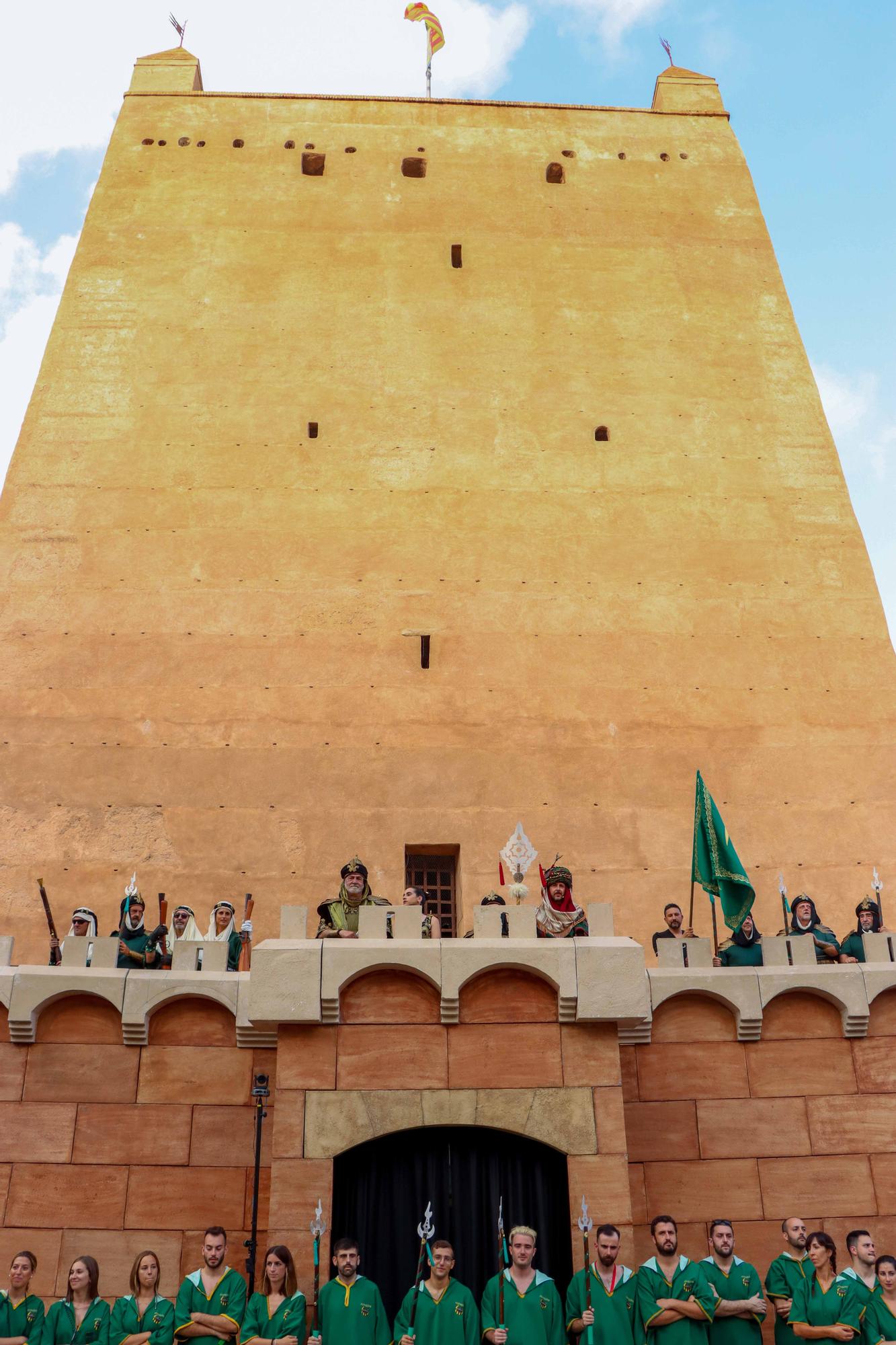 El bando moro vence al cristiano y conquista la Torre en la primera trabucà